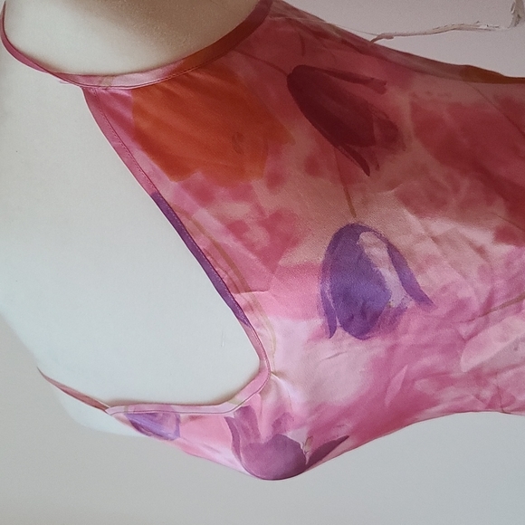 Cynthia Rose Silk top - Picture 4 of 5